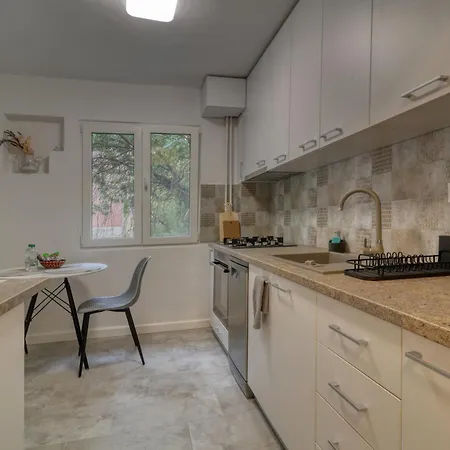 Apartament Quito - Stylish & Quiet Bucureşti