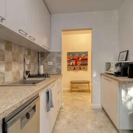 Quito - Stylish & Quiet Apartment Bucharest