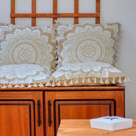 Quito - Stylish & Quiet