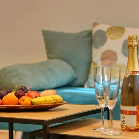 Apartment Quito - Stylish & Quiet Bucharest