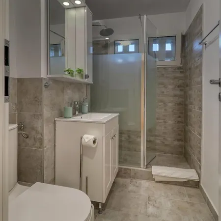 Quito - Stylish & Quiet Апартаменты *